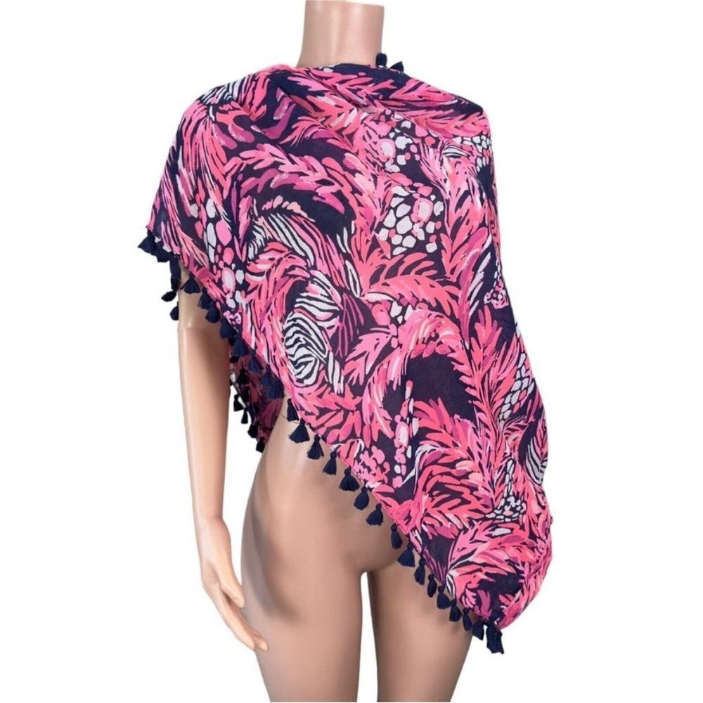 Lilly Pulitzer Looped A Jungle In Here Resort Scarf Pink Navy